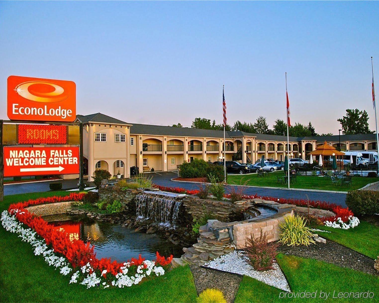 Econo Lodge At The Falls North Niagara Falls Exteriér fotografie